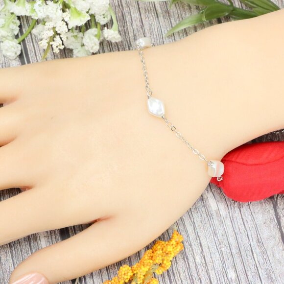 "Trendy Handmade Bracelet – A Stylish Gift for Women & Girls, MAR091773 - Picture 8 of 10